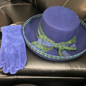Street Smart by Betmar vintage hat with new gloves. THIS IS A DARKER COLOR!